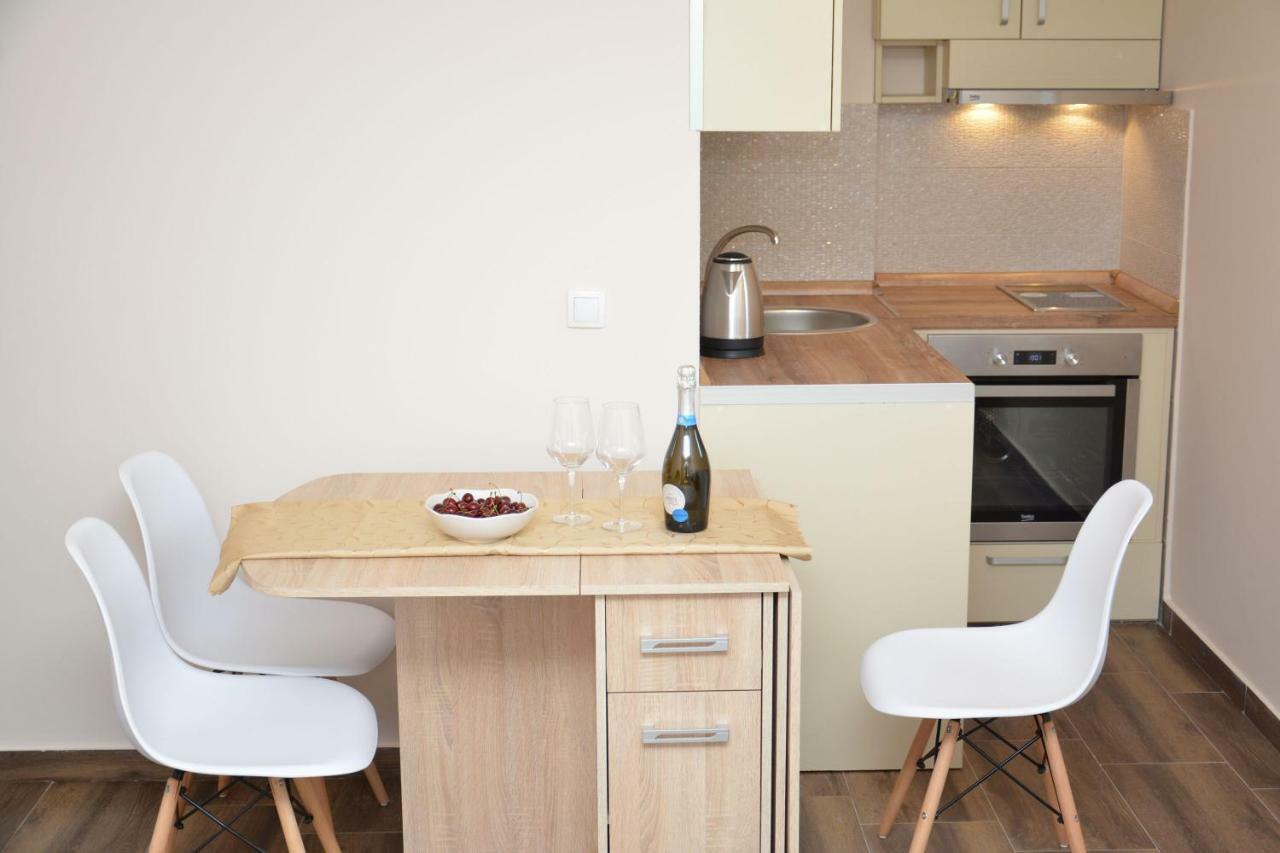 Apartment Petra Тиват Экстерьер фото